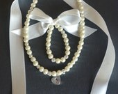 Flower girl jewelry set inital hand stamped heart charm with ivory pearl and ribbon flower girl jewelry wedding jewelry flower girl gift