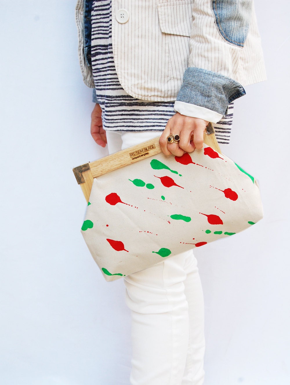 SPRING WOOD CLUTCH