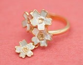 Sakura ring - Japanese cherry blossom ring - Free size ring - Gold and silver ring