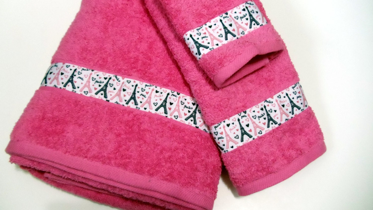 Eiffel Tower Bath Set Hot Pink  Bath Towel Hand Towel  Wash Cloth