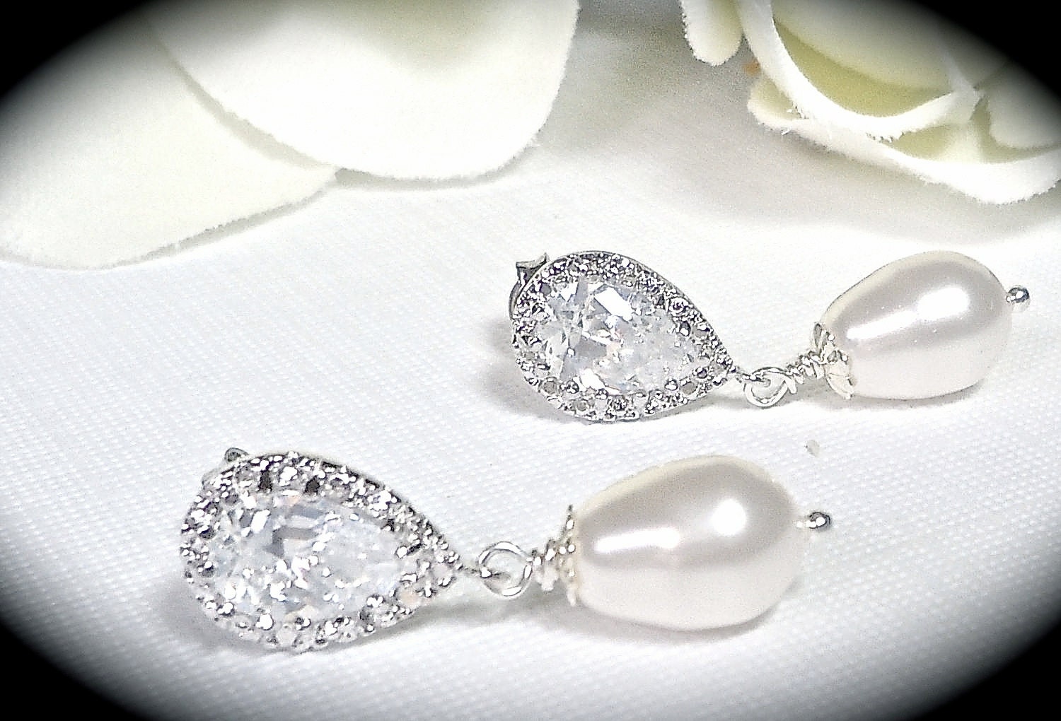 Pearl Earrings - Sterling silver - Cubic Zirconia - Posts - Bridal Jewelry - Pearl drop earrings - Classic Beauty - gift -