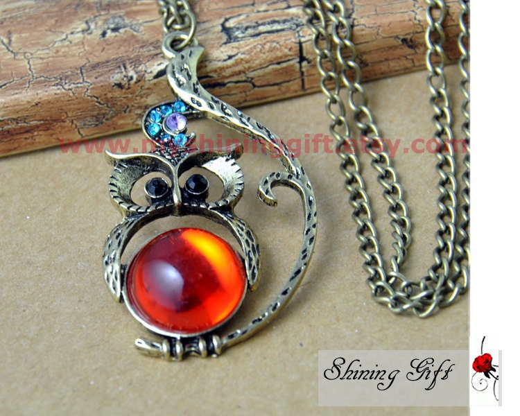 Vintage style Owl necklace