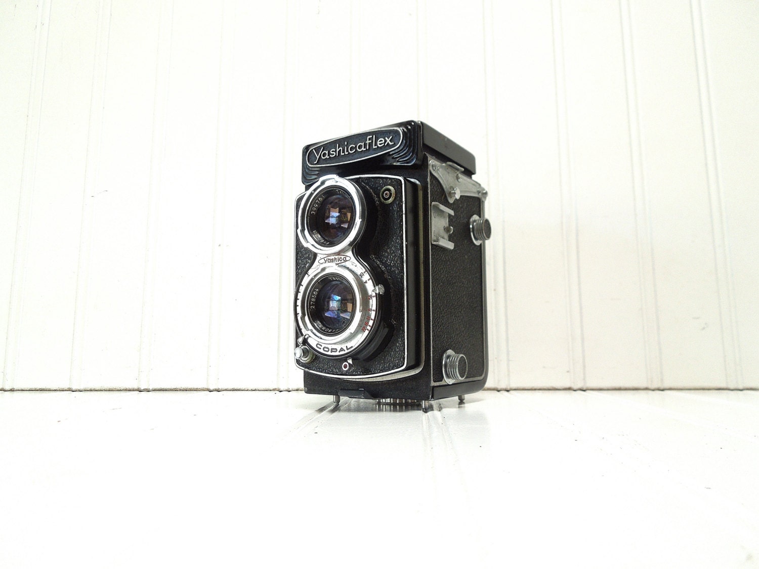 Vintage Camera Yashica Yashicaflex Twin Lens Reflex TLR Camera