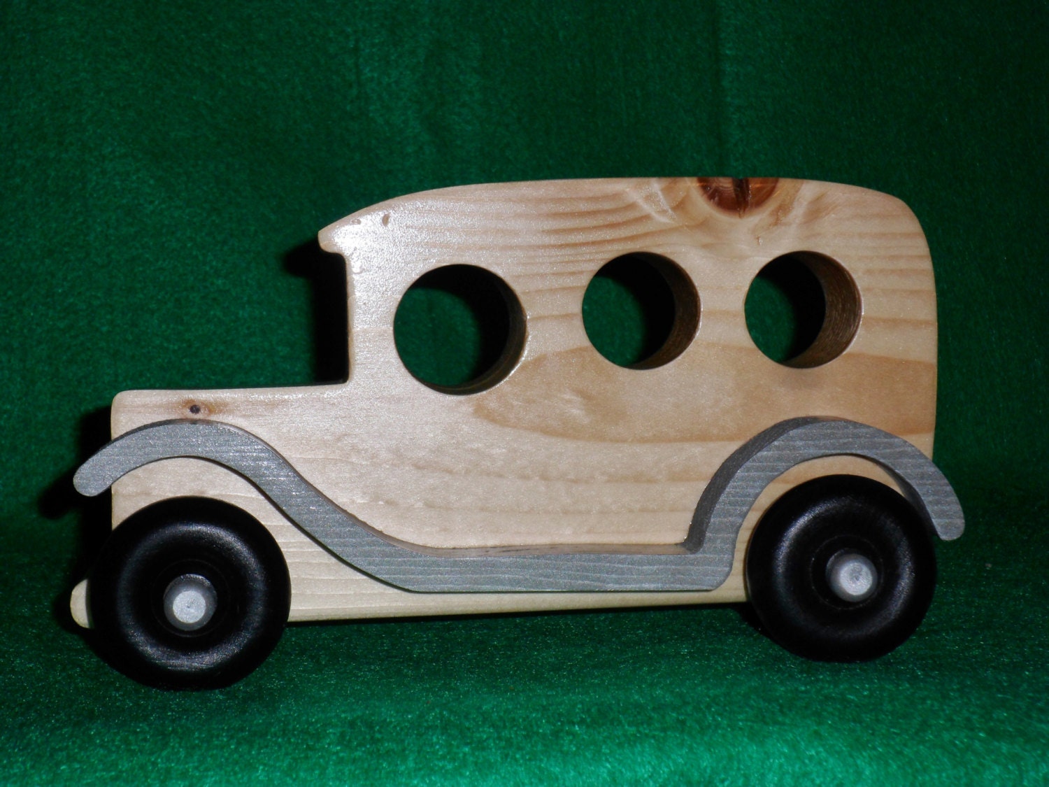toy wooden car