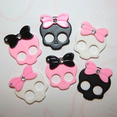 6 x 25mm Sized Pastel Cute Skulls Cabochon Flatbacks