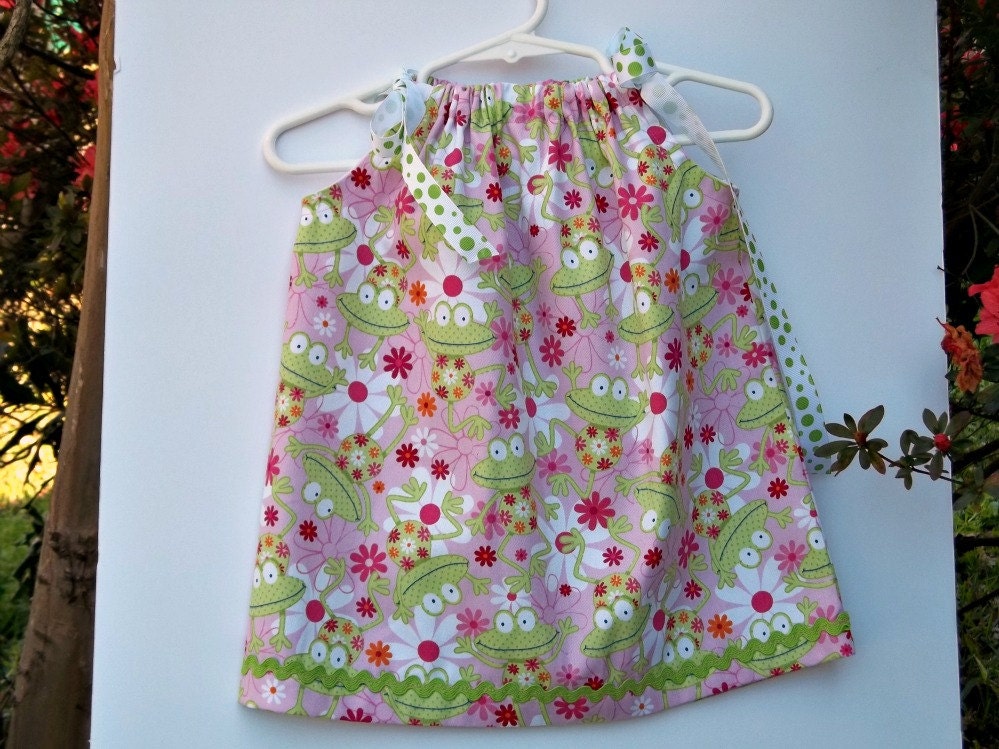 Spring Pillowcase Dress, Pink and Green Frogs, Size 9M Baby Girl Dress, Girl Spring Dress, Custom Boutique Children Clothing