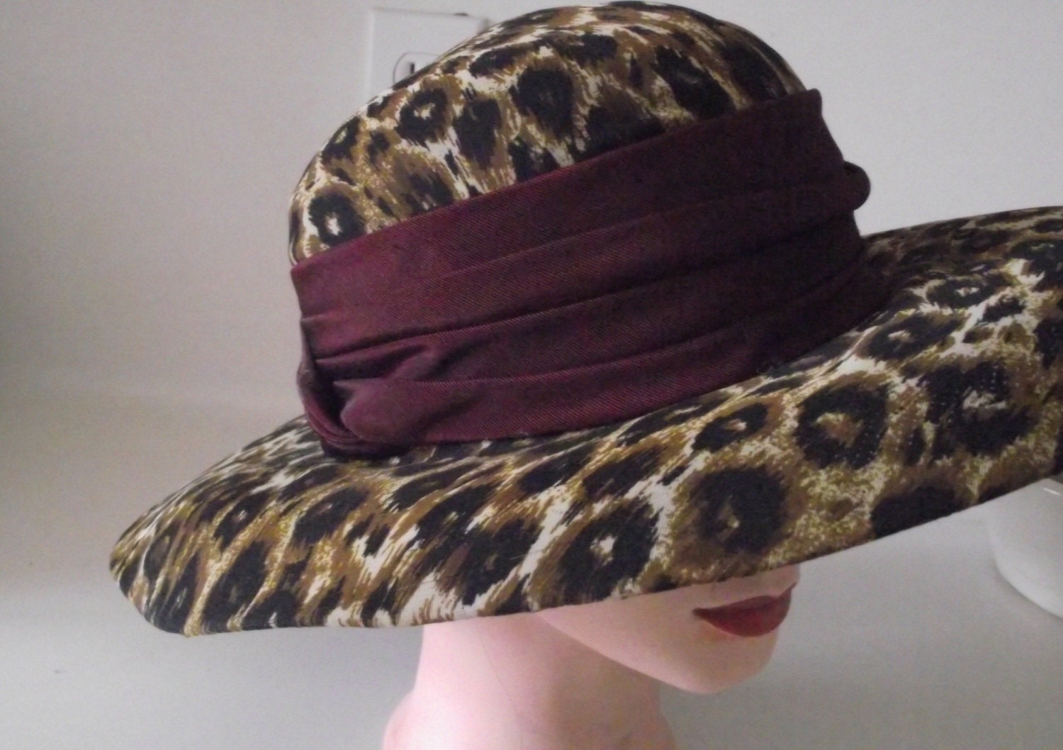 Vintage Ladies hat wide brim leopard print church by divasvintage