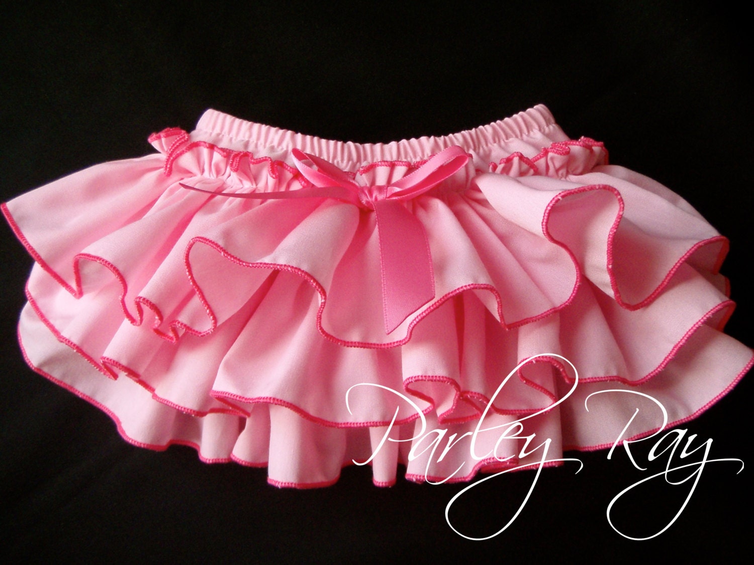 Beautiful Parley Ray Custom Boutique Pink Ruffled Baby Bloomers/ Diaper Cover / Photo Props/ Ruffle Butts