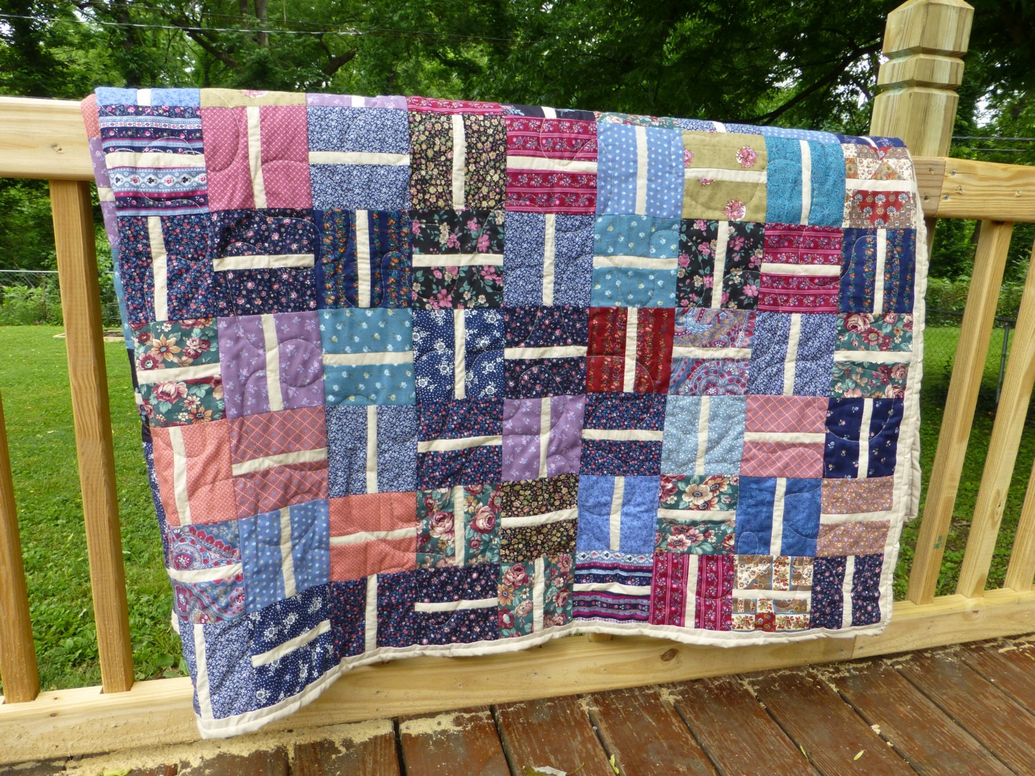 Full/Queen size patchwork quilt