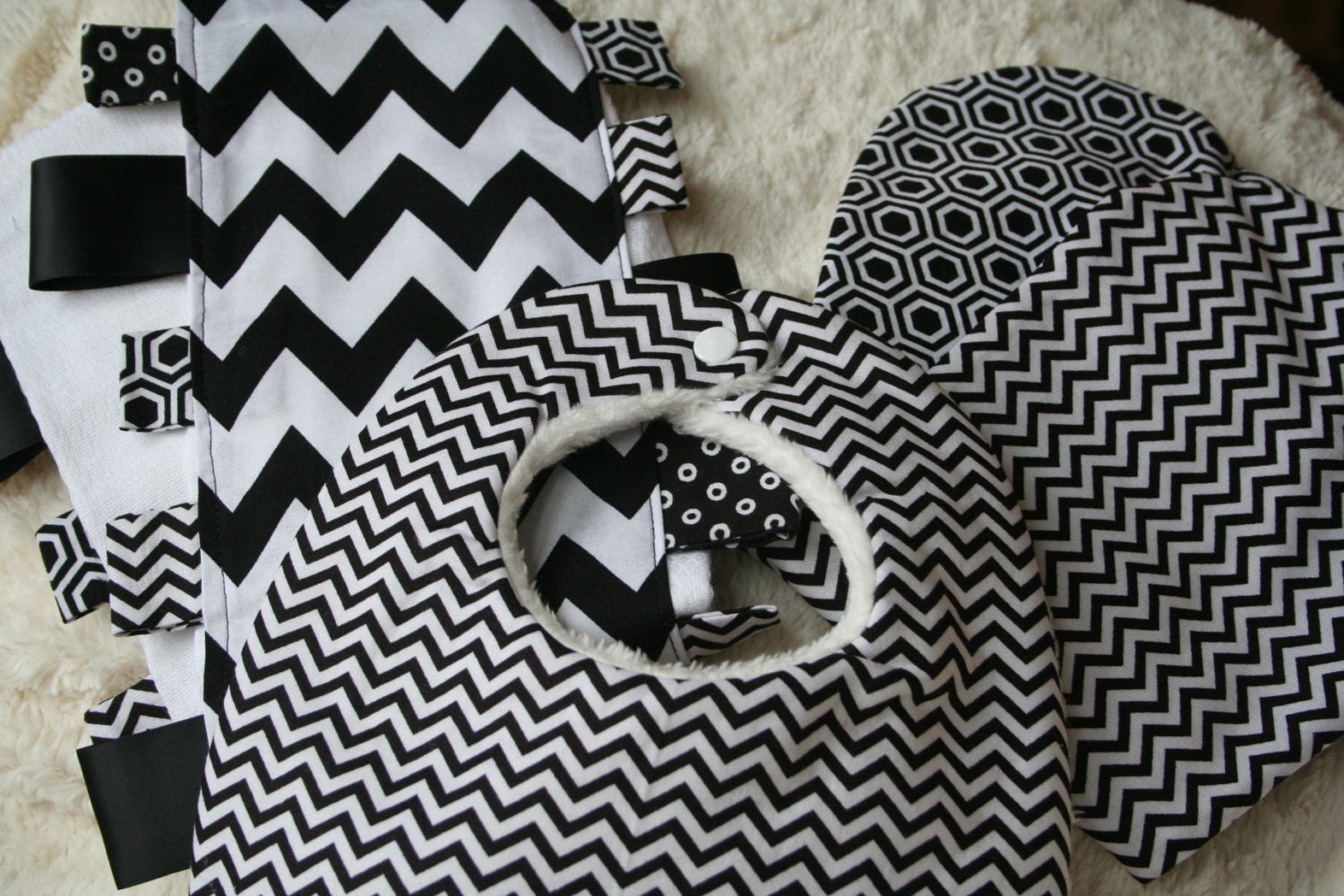 Baby Bib Set- Black and White Chevron- Plush Baby Bib, Contoured Burp Cloth, and Delux Taggie Burp Cloth