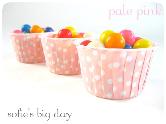 20 Bubblegum Pink Polka Dot Cupcake Liners/ Candy or Nut Cups Il_570xn