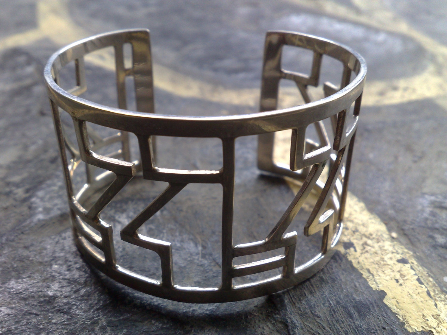 CUFF08 - 925 Sterling Silver Cuff with Front Garden Gate
