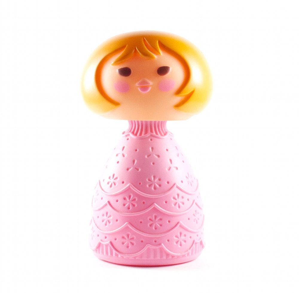 AVON Bubble Bath Perfume Bottle Feminine Lavender Lilac Blonde Girl Blythe Style / Vintage 70s 80s