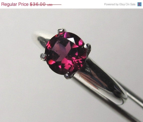 SPRING FLOWERS SALE Charming Genuine Rhodolite Garnet in Argentium Silver Ring Size 6