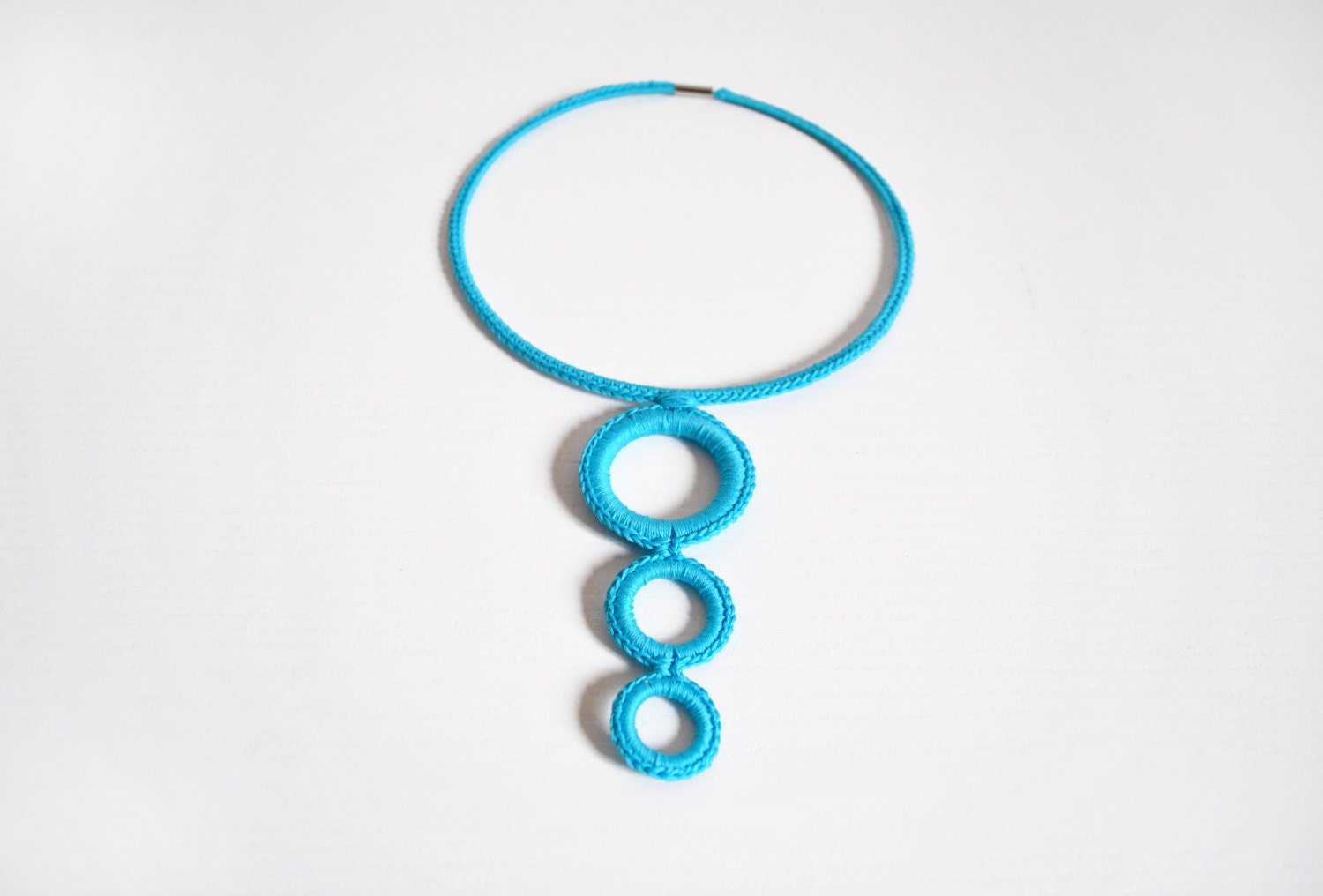 Geometric turquoise crochet necklace/ Choker cotton simple fiber jewelry / Summer textile jewelry / Modern crochet  necklace / Choose color