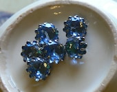 Buttons Vintage Blue Glass Rhinestone Gorgeous 1/2" Silver Tone Prong Set 11mm (6)