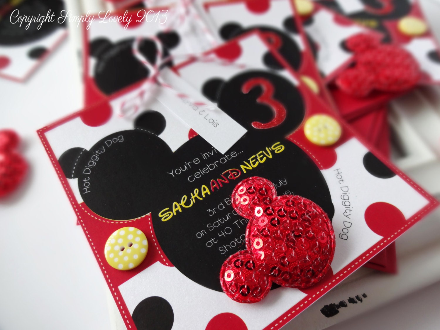 10 x 'Mickey' Themed Party Invitations