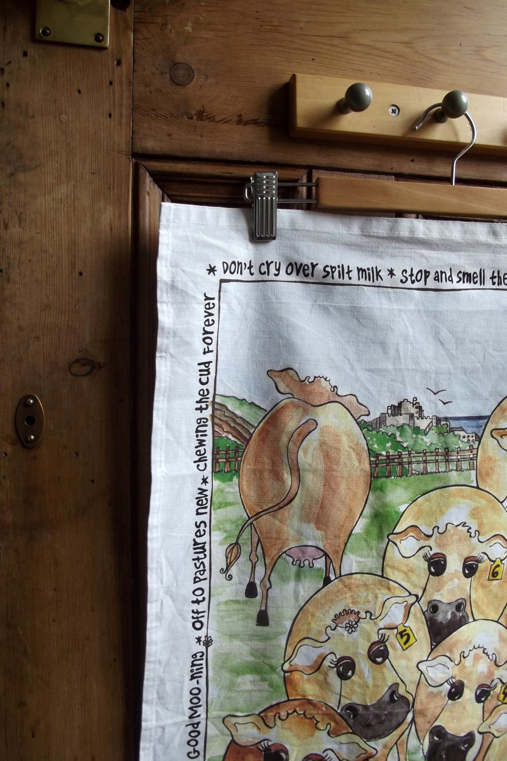 vintage kitchen tea towel dish cloth  cottage chic  retro dairt cowa farm milk cotton country