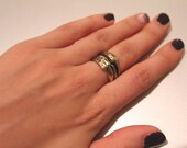 Clasped Claws.