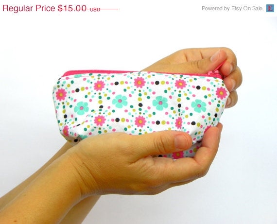 25 SALE Change Wallet, Coin Purse, ChangePurse, Money Purse, Small Make up Pouch Pink and aqua with flowers