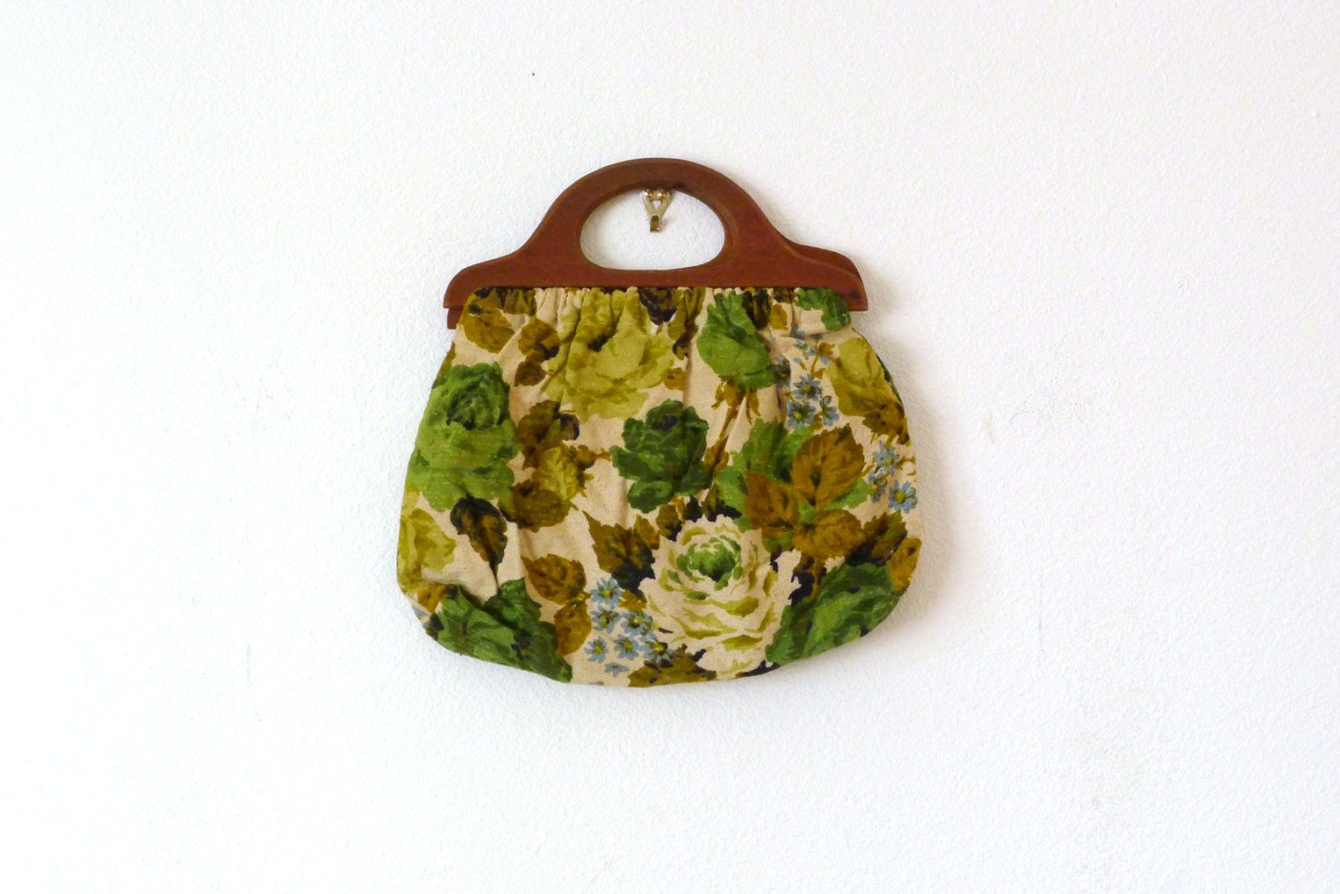 Vintage 40s Green Floral Fabric Wood Handle Bag