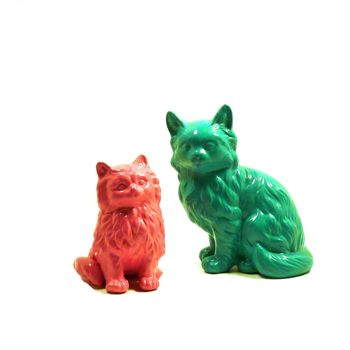 painted cat figurines  // kelly green, pink, bright pop colors, kitschy decor, cats, upcycled home decor, kitties