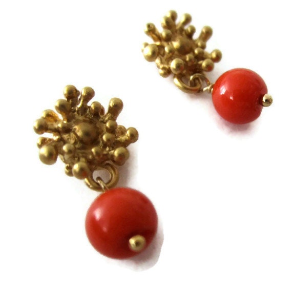Gold Coral Earring Studs, Natural Coral Earrings, Small Flower Earrings