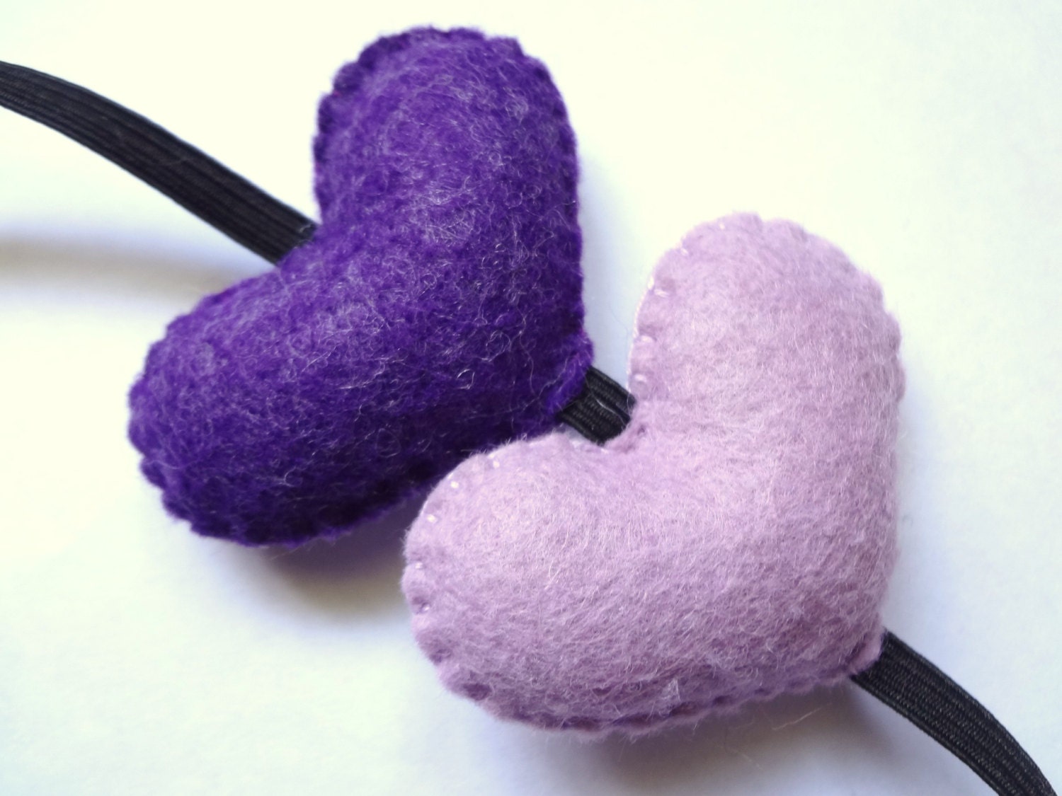 Heart, heart -two felt heart stretchy headband for adults- lavender and grape