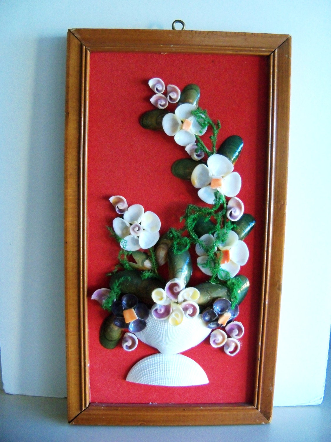 Mid Century 60s Framed Seashell Floral Art Shabby Chic Cottage Chic Kitschy Beach House Retro Home Decor Wall Hanging
