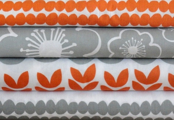 Lotta Jansdotter Fabric - 4 Fat Quarter Bundle Bella in Grey Plank and Poppy