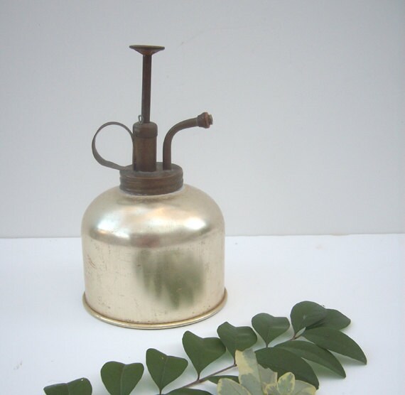 Vintage Plant Atomizer Mist Sprayer by Modernera on Etsy Vintage Plant Atomizer Mist Sprayer by Modernera on Etsy