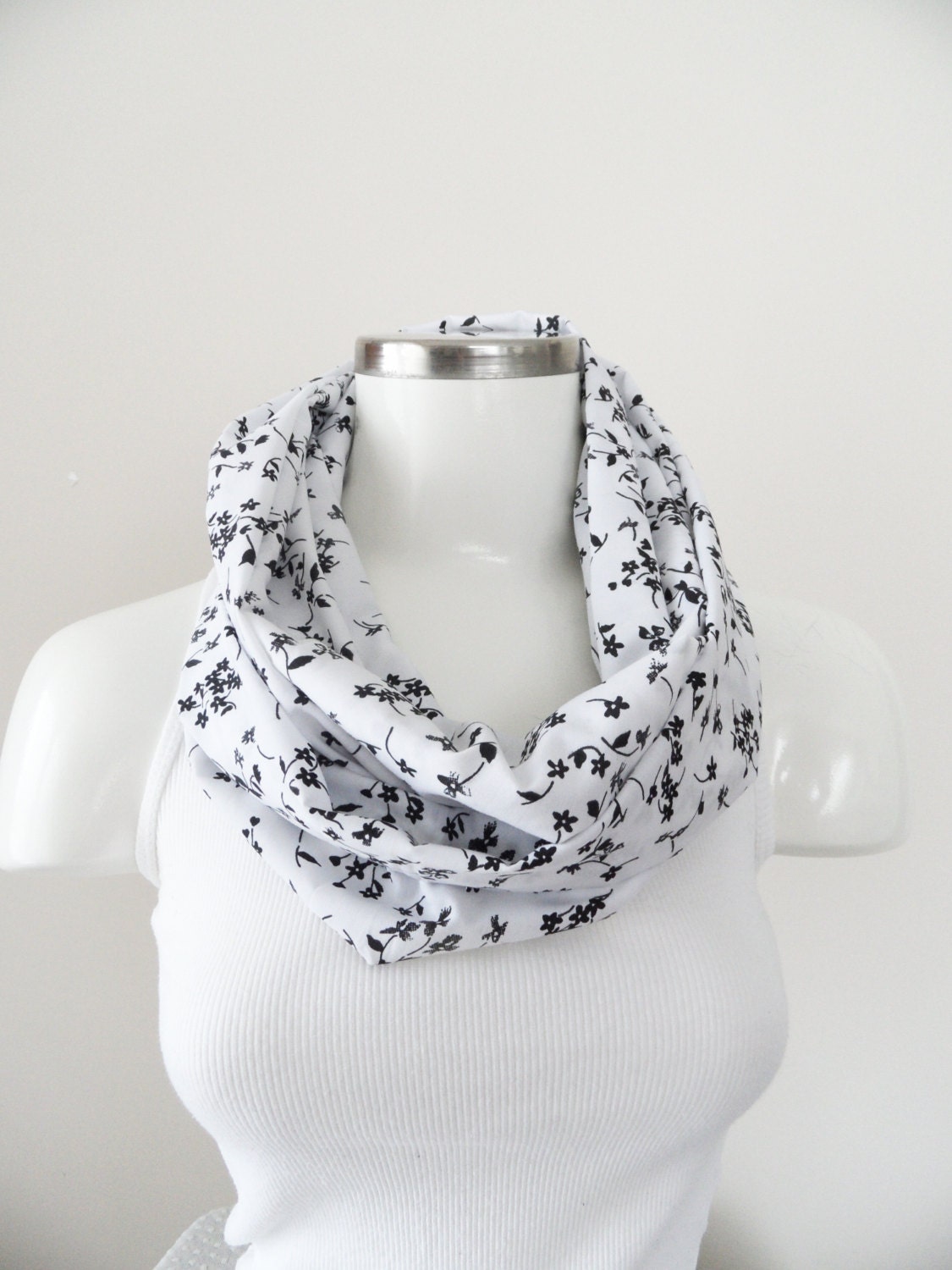 infinity scarf, black white scarf, flowers scarf, loop scarf, SPRING, Floral