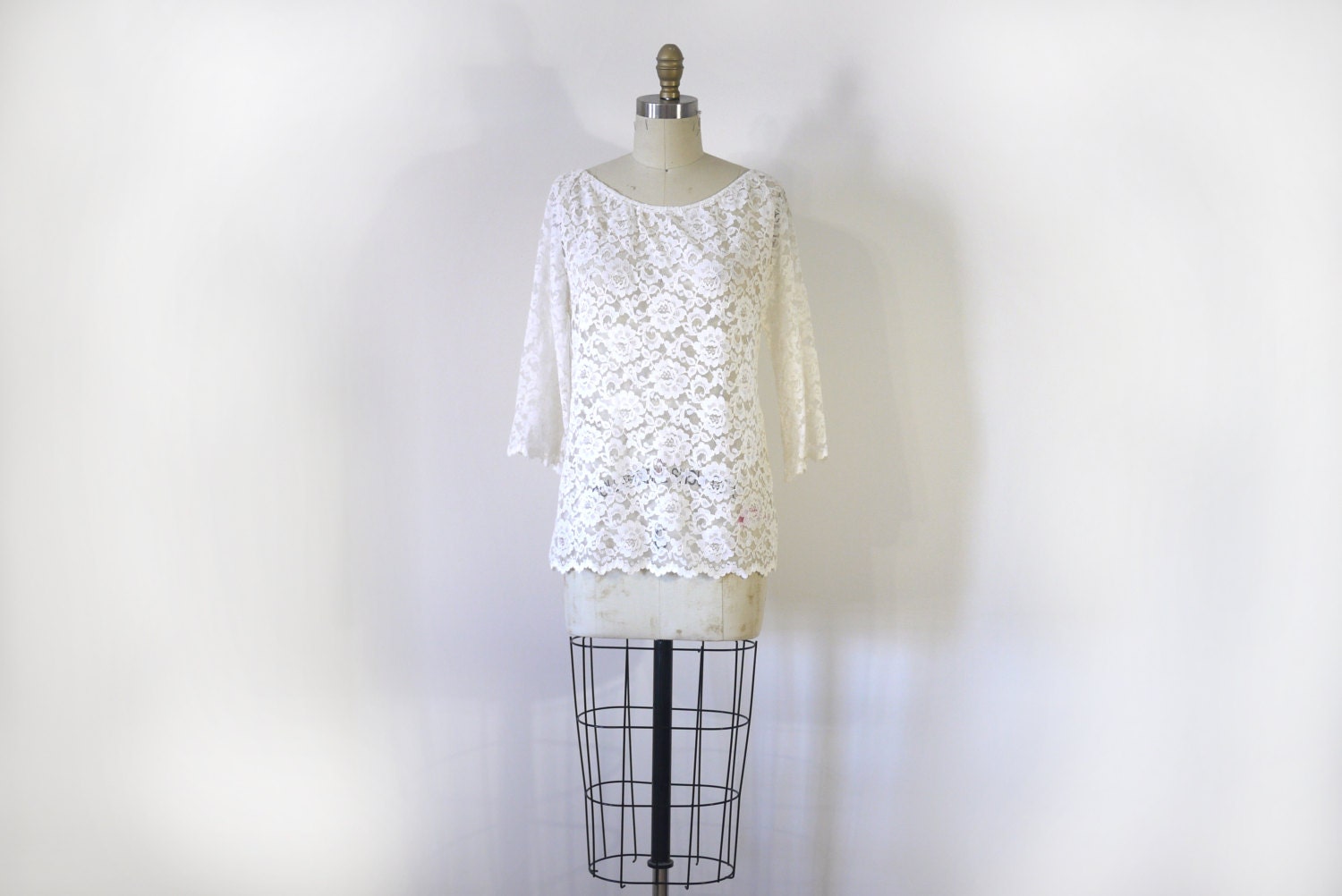 SALE// White Lace 3/4 Sleeve Sheer Top 1960