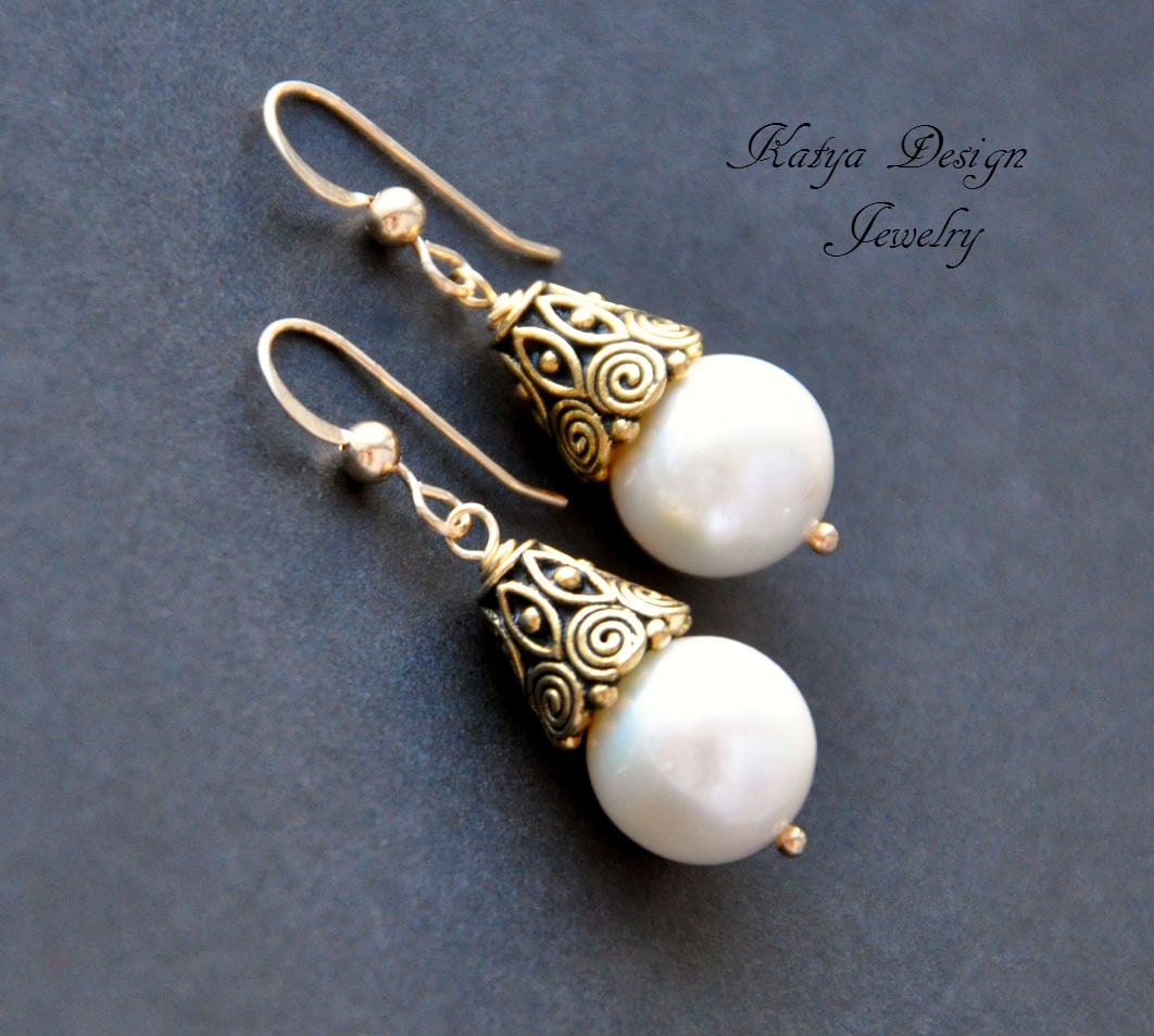 Earrings gold filled, earrings gold plated, earrings pearl