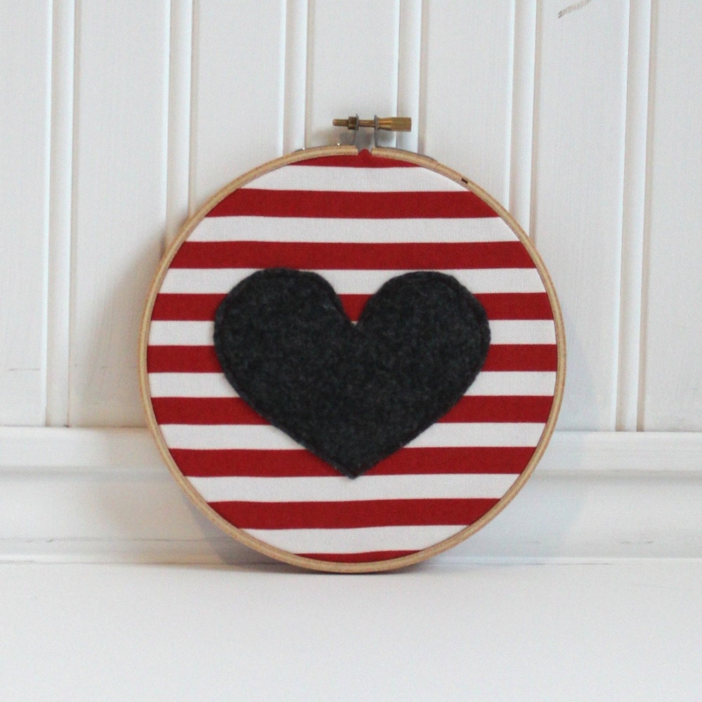 red and white striped embroidery hoop art with grey felt heart applique