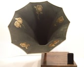 Acoustic  iPhone Speaker Dock w/ Antique Phonograph Horn