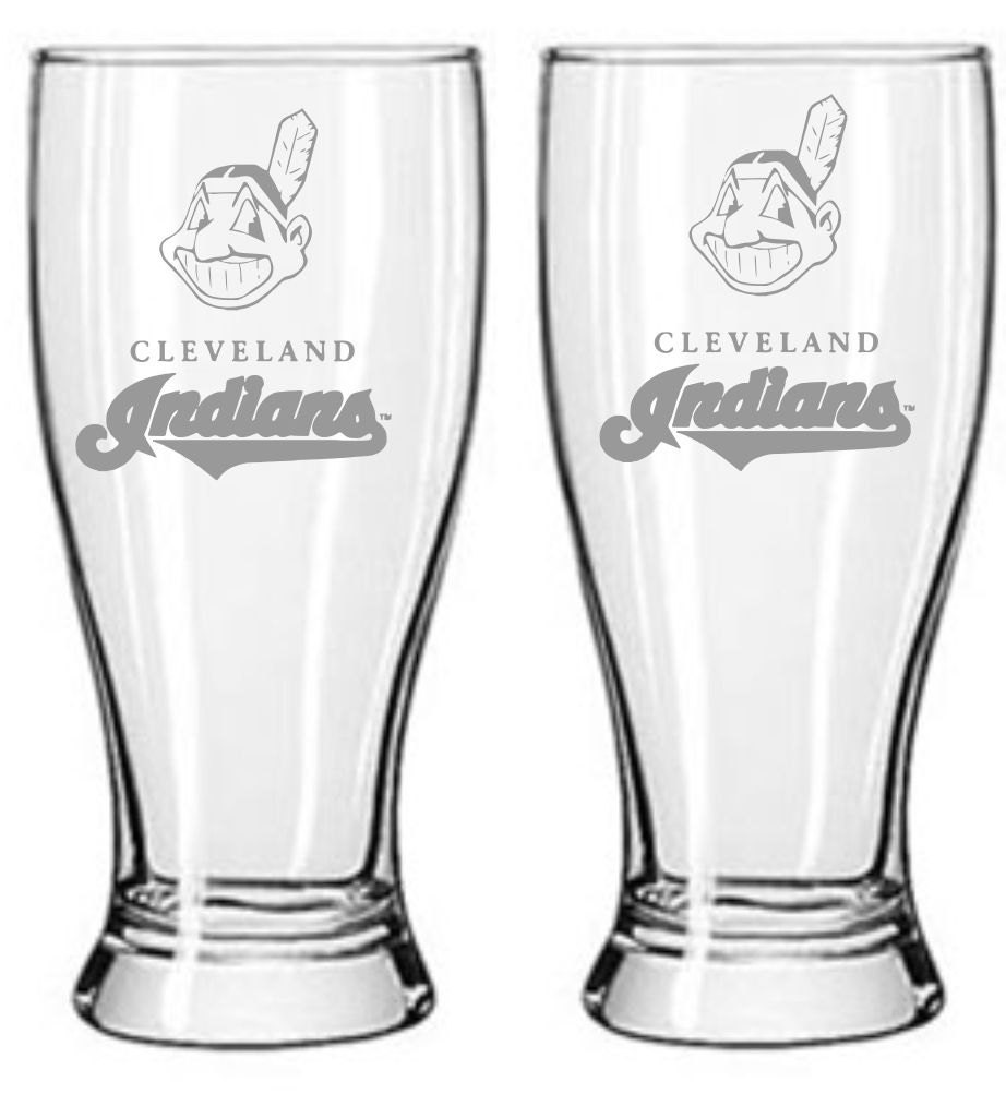 Cleveland Indians Pub Pilsner Glass Set of 2 Sand Carved (etched)
