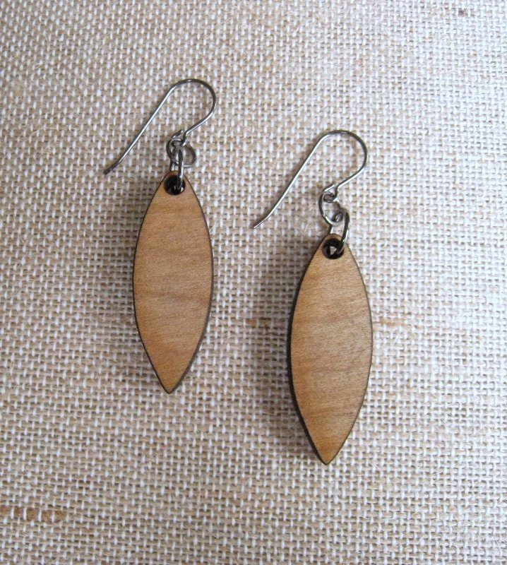 Laser-Cut Wooden Pointed Ellipse Earrings