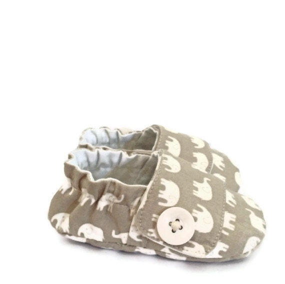 Elephant Parade Sneaker, soft fabric baby booties, white polka dot interior lining, available in sizes 0-18 months