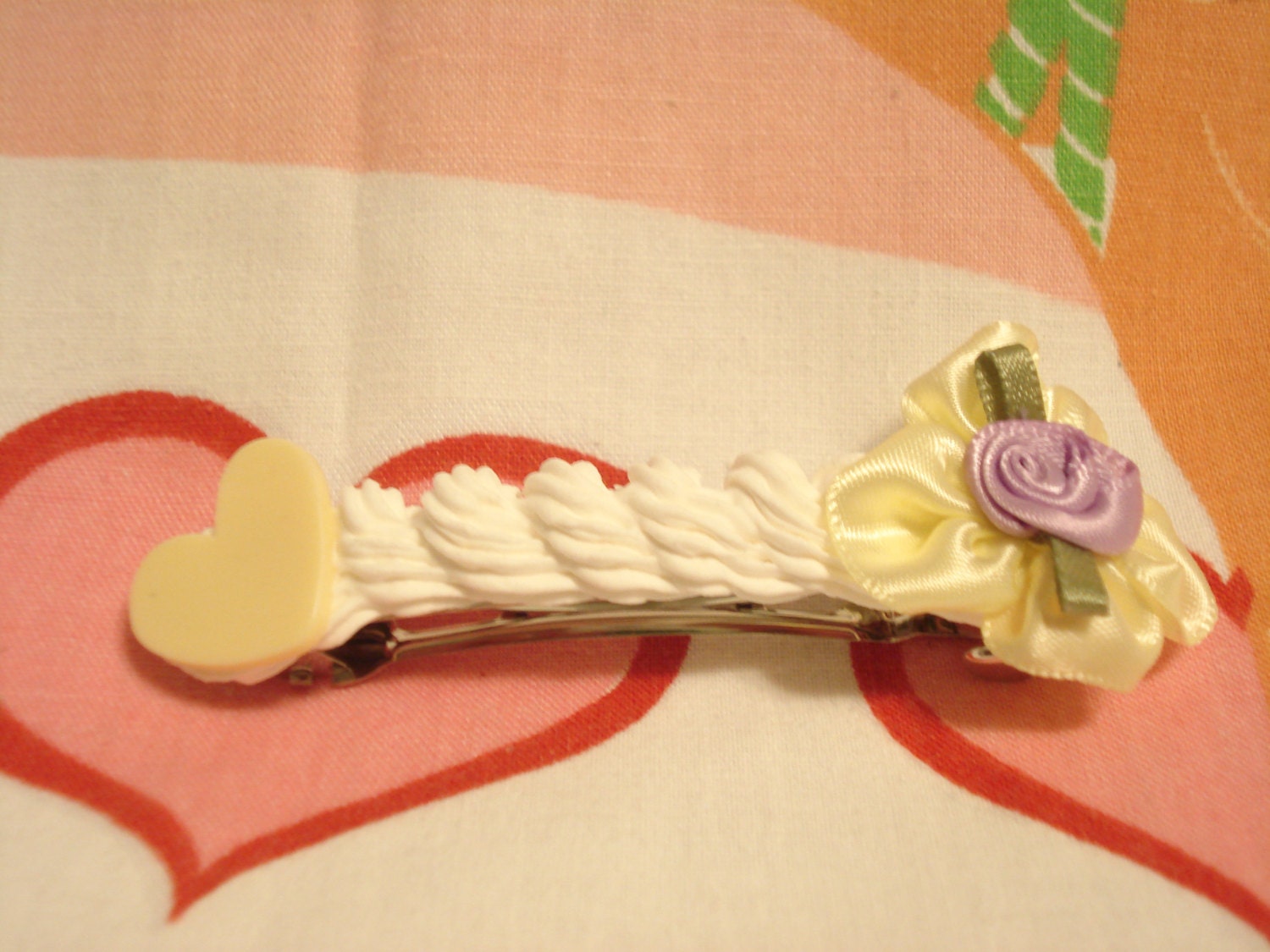 Heart and floral decoden/whipple hair barrette