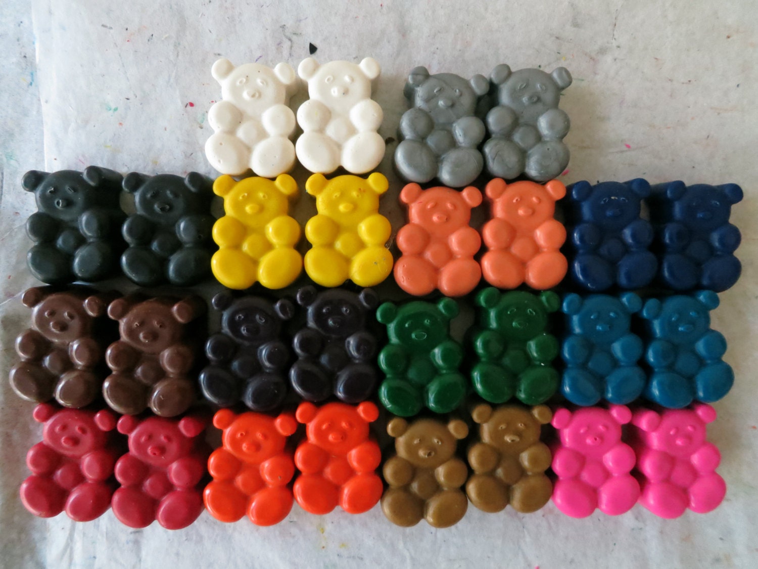 Bear Crayons Set of 28 in 14 Crayola Colors