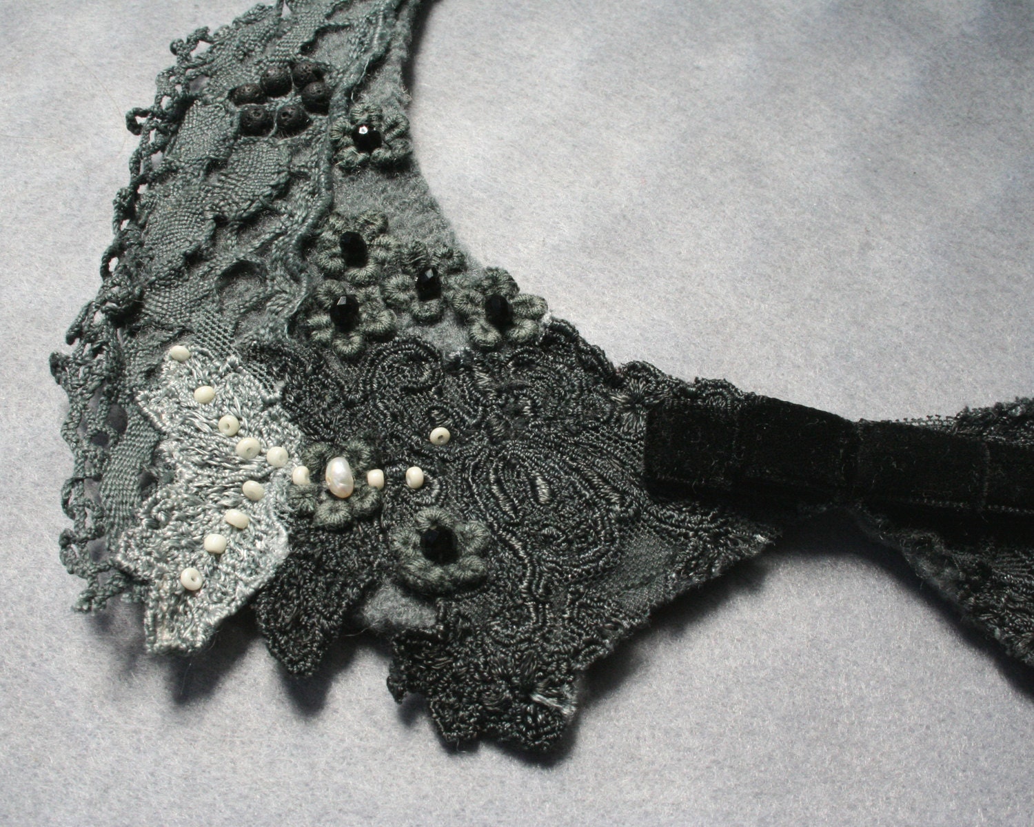 vintage lace collar in black/gray,recycled/fiber necklace, hand- dyed/sewn,gothic/dark jewelry