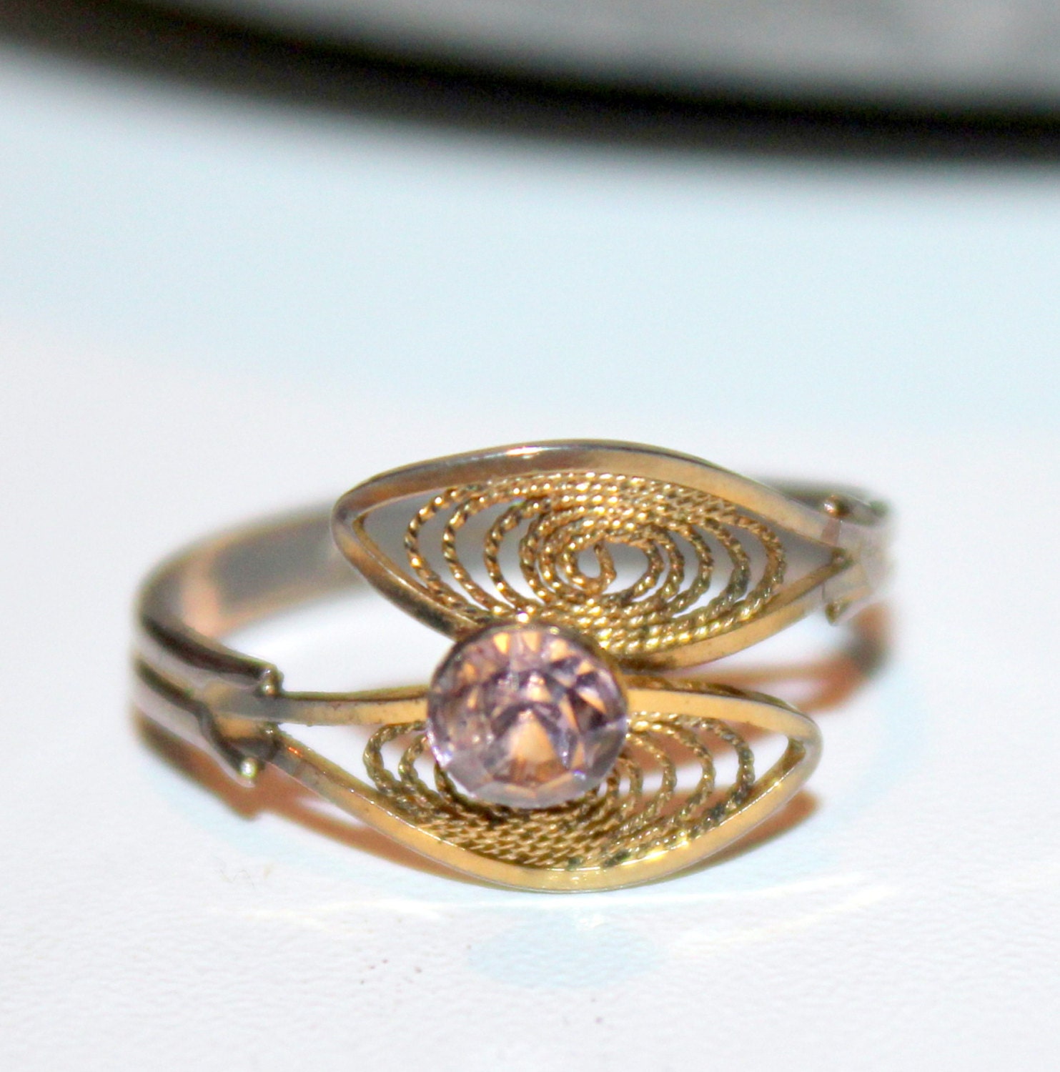 Delicate Vintage Filigree Ring Wrap Ring with Soft Purple Stone Size 7 Adjustable
