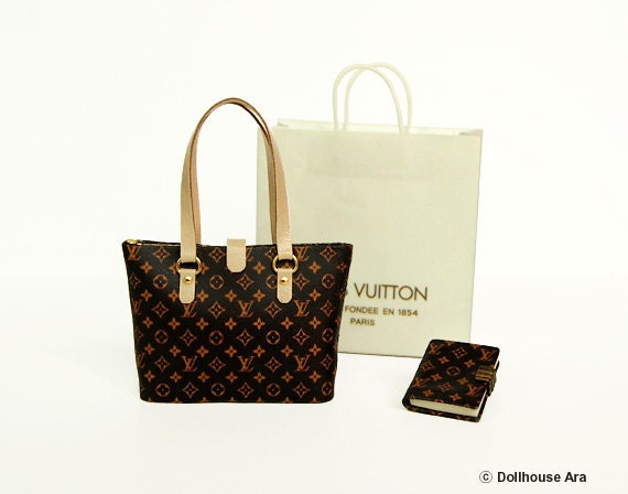 Dollhouse Miniatures (04) LV Designer Handbags with Diary 1/12 handmade Bag