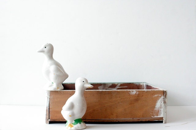 Vintage 1950s Duck Salt & Pepper Shakers - Chippy Paint, White Dish Decor, Made in Japan