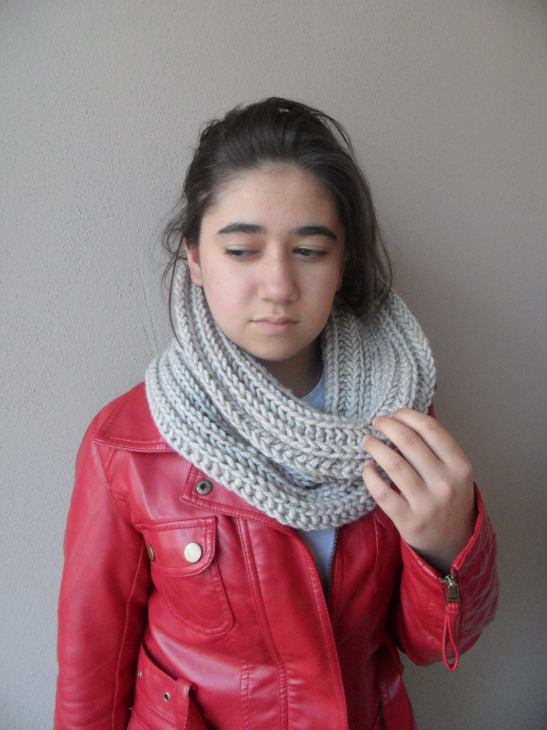 scarf, infinity scarf , neck warmers, . 2013 trends beige chunky loop scarf