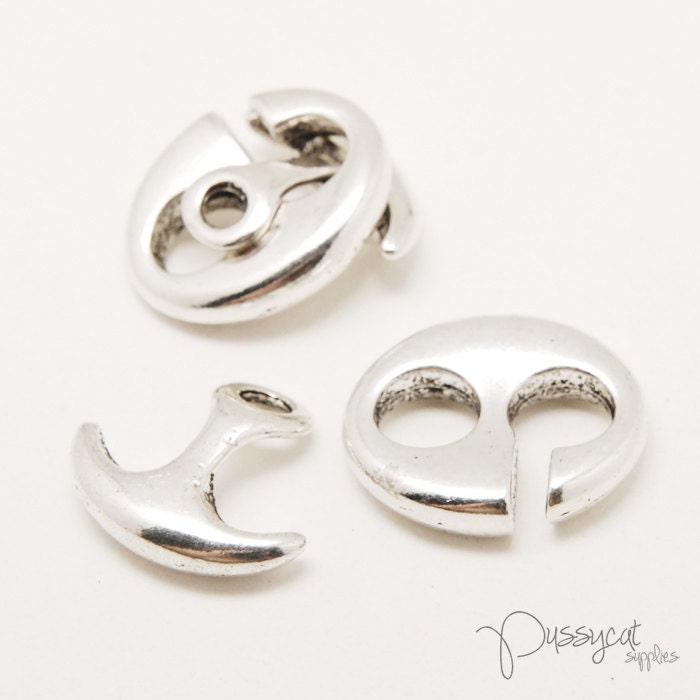 2 sets Antique Silver Tone Clasps-Toggle (GT1165)