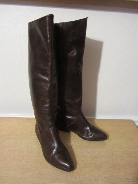 Vintage 80s Etienne Aigner  Brown Leather Knee High Tall Riding Boots, Size 6 Equestrian, Flat Campus Boots