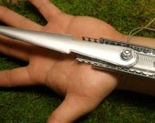 Assassin's Creed Altair/ Ezio Auditore Hidden Blade Halloween Costume Prop/ Plastic Blade