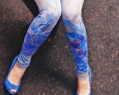 Soft gray leggings with malve, pink and lilac print